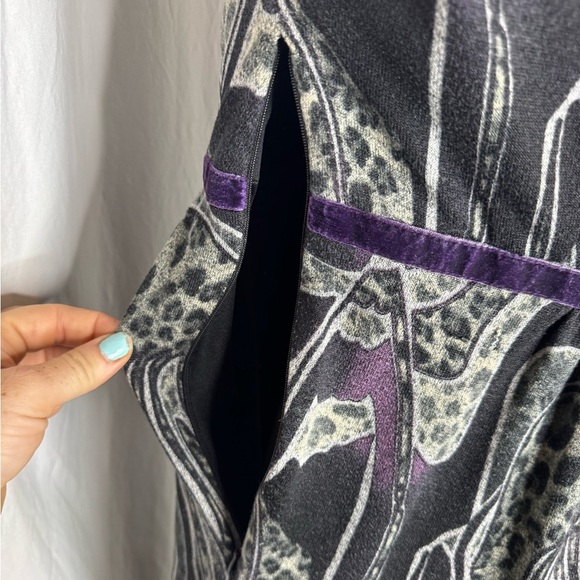 VNTG K Studio Collection Abstract Empire Velvet Waist Dress Size 12P - Picture 7 of 7